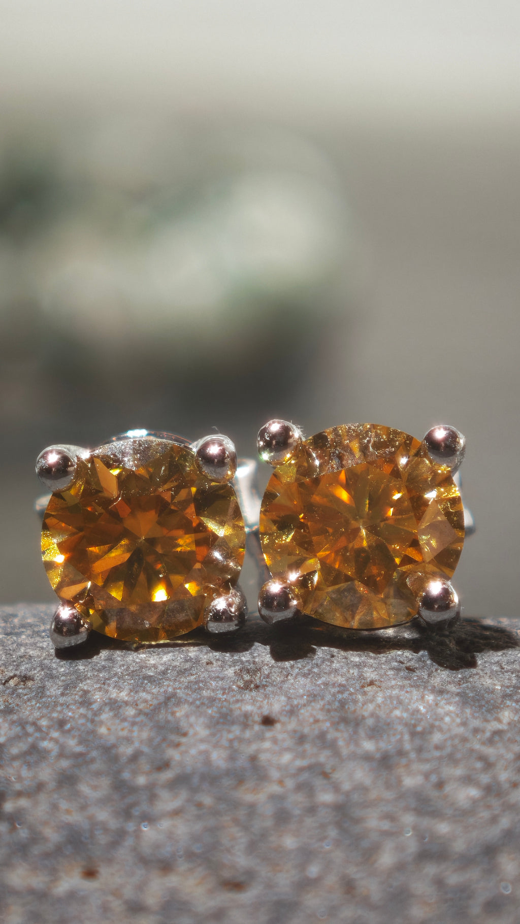 Baikus´ Moissanite