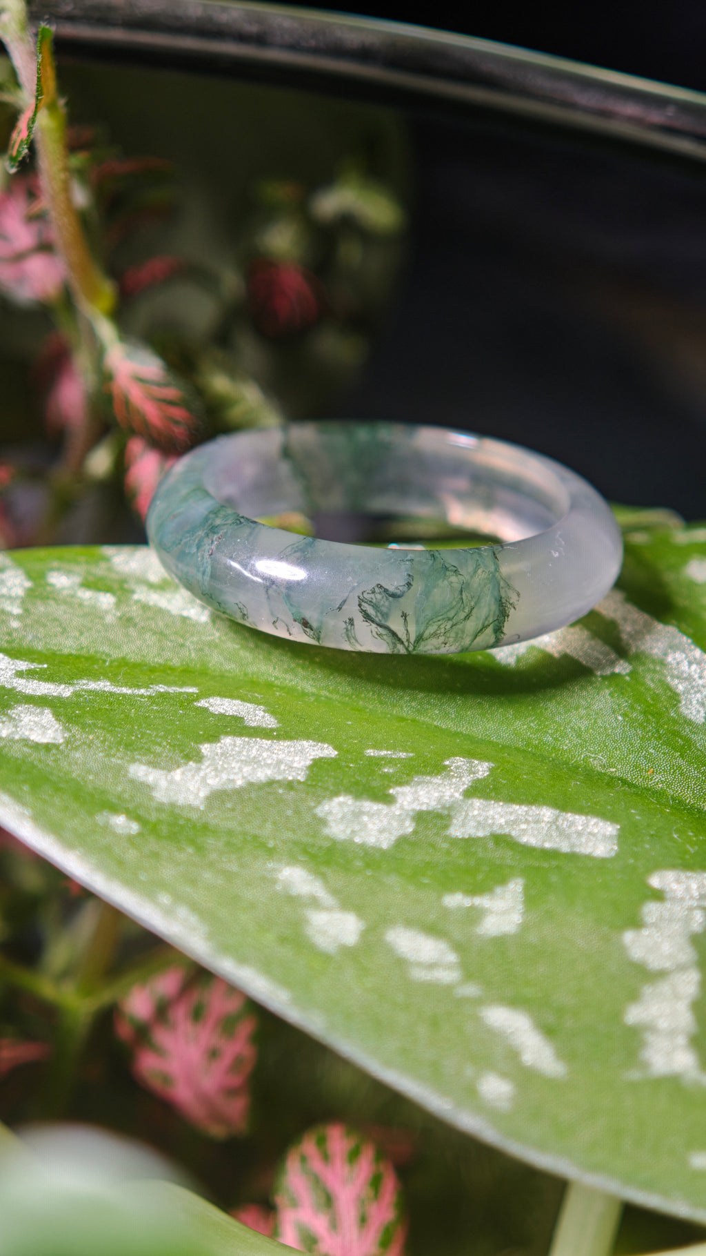 High-Quality Natural Aquatic Plant Jade Ring - Truly Jade Jewelry With Exquisite Aquatic Plant Patterns